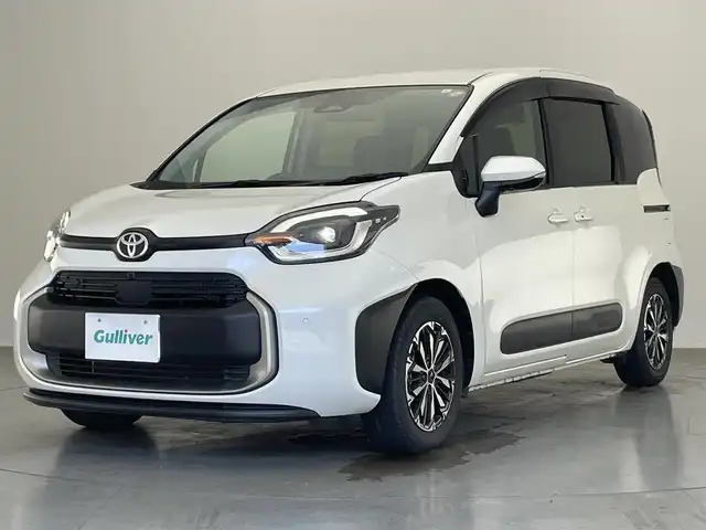 トヨタ シエンタ ハイブリッド Z 愛知県 2023(令5)年 2.2万km ホワイトパールクリスタルシャイン メーカー１０．５型ナビ/トヨタセーフティセンス/Miracast/ブラインドスポットモニター/フリップダウンモニター/全方位カメラ/ステアリングヒーター/レーダークルーズコントロール/フルセグTV/ETC/ドライブレコーダー/LEDヘッドライト/コーナーセンサー/シートヒーター/１００V充電/両側パワースライドドア/オプションアルミホイール/禁煙車/純１０．５型ナビ　純１２型後席モニター　全方位カメラ　ＢＳＭ　禁煙車　シートヒーター　モデリスタＡＷ　セーフティセンス　衝突軽減　ＬＥＤオートライト　追従クルコン　ＡＣ１００Ｖ電源　ＥＴＣ　ドラレコ