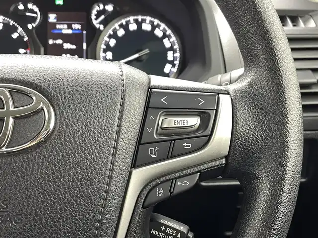 トヨタ ランドクルーザー プラド TX 熊本県 2020(令2)年 5.2万km ブラック 純正ナビ（ＣＤ・ＤＶＤ・フルセグ・ＢＴ・ＳＤ）/バックカメラ　/レーダークルーズコントロール　/前後クリアランスソナー　/衝突軽減ブレーキ　/レーンキープアシスト　/プリクラッシュセーフティ/先行車発進お知らせ機能/レーンデェパーチャアラート/横滑り防止　/ヘッドライトウォッシャー/純正フロアマット/純正17インチAW/オートライト/オートマチックハイビーム/LEDヘッドライト/フォグランプ/スマートキー/プッシュスタート/スペアキー1本/保証書/取扱説明書