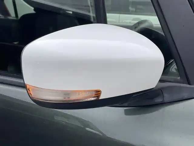 スズキ ハスラー Jスタイル Ⅱ ターボ 岐阜県 2016(平28)年 9.4万km クールカーキパールメタリック/ホワイト2トーンルーフ ワンオーナー/ターボ/ナビ/【Bluetooth．CD.DVD.AM/FM．TV】/ハーフレザーシート/シートヒーター/クルーズコントロール/レーンキープアシスト/衝突軽減ブレーキ/キセノンオートライト/フォグライト/横滑り防止装置/純正フロアマット/電動格納ドアミラー/ウィンカーミラー/ドアバイザー/保証書/取扱説明書/スペアキー