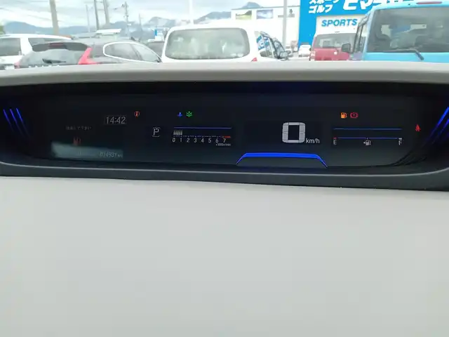 ホンダ フリード G ホンダセンシング 福井県 2021(令3)年 1.5万km ミッドナイトブルービームM 後席用フリップダウンモニター/純正9インチナビ/フルセグテレビ/アダプティブクルーズコントロール/前方ドライブレコーダー/ビルトインETC/両側パワースライドドア/バックカメラ/LEDヘッドライト/前席シートヒーター/衝突被害軽減システム/レーンキープアシスト/横滑り防止装置/盗難防止装置/ワイパーデアイサー/サンシェード/電格ミラー/純正ホイルキャップ/純正フロアマット/スマートキー