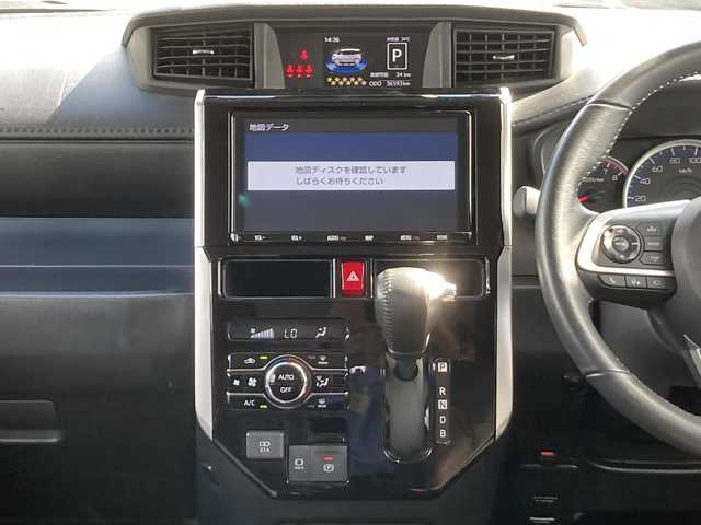 トヨタ ルーミー カスタムG－T 佐賀県 2021(令3)年 3.7万km パールホワイトⅢ TRDエアロ/純正9インチナビ/パノラマミックビューモニター/両側パワースライドドア/プリクラッシュセーフティ/レーンディパーチャーアラート/オートハイビーム/アダプティブクルーズコントロール/コーナーセンサー/電動パーキングブレーキ/オートブレーキホールド/ETC/ドライブレコーダー/ステアリングリモコン/プッシュスタート/スマートキー/LEDヘッドライト/フォグライト/純正アルミホイール