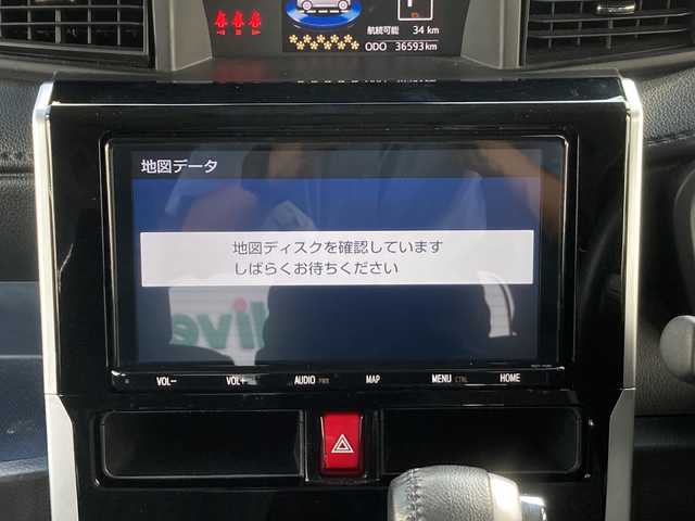 トヨタ ルーミー カスタムG－T 佐賀県 2021(令3)年 3.7万km パールホワイトⅢ TRDエアロ/純正9インチナビ/パノラマミックビューモニター/両側パワースライドドア/プリクラッシュセーフティ/レーンディパーチャーアラート/オートハイビーム/アダプティブクルーズコントロール/コーナーセンサー/電動パーキングブレーキ/オートブレーキホールド/ETC/ドライブレコーダー/ステアリングリモコン/プッシュスタート/スマートキー/LEDヘッドライト/フォグライト/純正アルミホイール