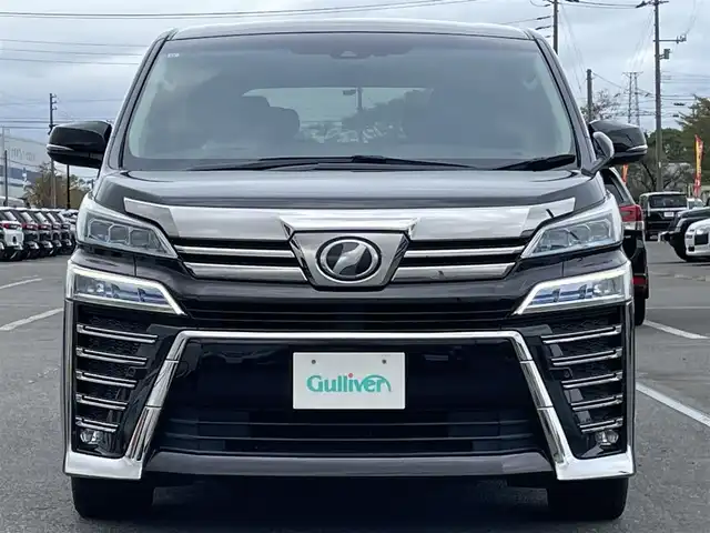 トヨタ ヴェルファイア Z Gエディション 道央・札幌 2019(令1)年 4.6万km バーニングブラッククリスタルシャインガラスフレーク ４WD/純正ディーラーOPナビ/CD/DVD/BT/フルセグ/トヨタセーフティセンス/プリクラッシュセーフティ/横滑り防止装置/レーダークルーズコントロール/レーンキープアシスト/クリアランスソナー/ブラインドスポットモニター/パーキングサポートブレーキ/ロードサインアシスト/バックカメラ/ビルトインETC2.0/ドライブレコーダー/アイドリングストップ/ECOMODE/両側パワースライドドア/パワーバックドア/前席/２列目パワーシート/D席メモリーシート/前席シートヒーター/前席エアシート/レザーシート/革巻きウッドコンビステアリング/ステアリングリモコン/ハンドルヒーター/AC100V/電動パーキング/ブレーキホールド/MTモード付AT/プッシュスタート/スマートキー/LEDヘッドライト/オートライト/フォグランプ/電動格納ミラー/ウィンカーミラー/フロアマット/ドアバイザー/純正AW付夏タイヤ積込/235/50/R18/2019年/山6mm
