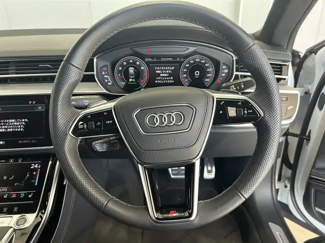 アウディ Ａ８ 55TFSIクワトロ 愛知県 2022(令4)年 0.8万km グレイシアホワイトメタリック 純正ナビ/フルセグテレビ/バックカメラ/アラウンドビュー/Bluetooth/アイドリングストップ/クルーズコントロール/サンルーフ/プッシュスタート/パワーバックドア/ETC2.0/バング&オルフセン/コンフォートパッケージ/プレディクティブアクティブサスペンション
