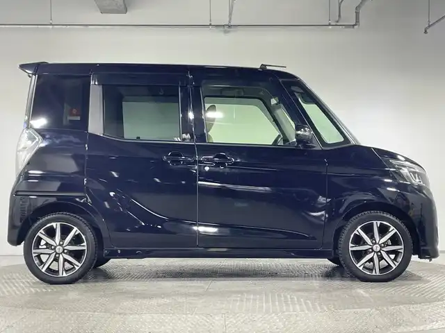 日産 デイズ ルークス HWS X Vセレクション 神奈川県 2017(平29)年 5.6万km ブラック エマージェンシーブレーキ/オートマチックハイビーム/純正ナビ/・BT/フルセグTV/CD/DVD/SD/AUX/アラウンドビューモニター/アイドリングストップ機能/両側電動スライドドア/インテリジェントキー/プッシュスタートボタン/革巻きステアリング/ステアリングスイッチ/Autoライト/ETC/LEDヘッドライト/フォグランプ/ハーフレザーシート/シートリフター/電動格納ミラー/ウィンカーミラー/純正フロアマット/純正15インチアルミホイール/純正ドアバイザー