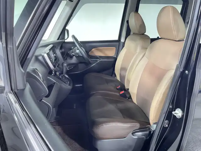 日産 デイズ ルークス HWS X Vセレクション 神奈川県 2017(平29)年 5.6万km ブラック エマージェンシーブレーキ/オートマチックハイビーム/純正ナビ/・BT/フルセグTV/CD/DVD/SD/AUX/アラウンドビューモニター/アイドリングストップ機能/両側電動スライドドア/インテリジェントキー/プッシュスタートボタン/革巻きステアリング/ステアリングスイッチ/Autoライト/ETC/LEDヘッドライト/フォグランプ/ハーフレザーシート/シートリフター/電動格納ミラー/ウィンカーミラー/純正フロアマット/純正15インチアルミホイール/純正ドアバイザー