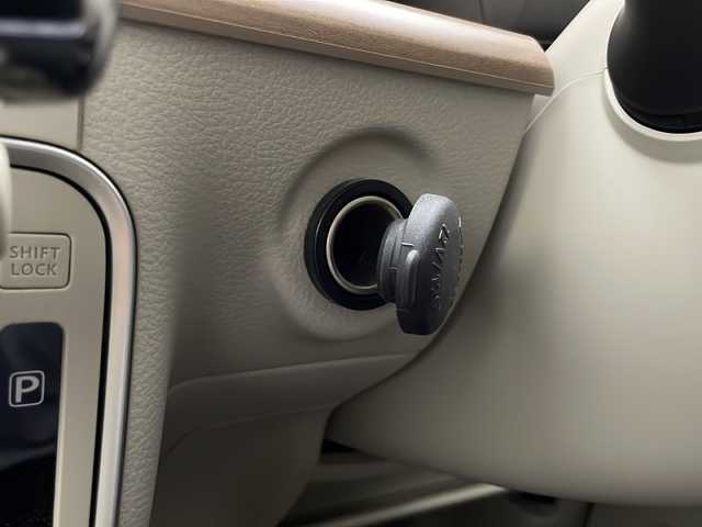 スズキ ラパン X 宮崎県 2017(平29)年 4万km フォレストアクアメタリック 禁煙車/衝突被害軽減ブレーキ/社外ナビTV/（ケンウッド/KXM-E502W/CD/DVD/Bluetooth/フルセグTV)/純正ビルトインETC/純正キセノンオートライト/純正14インチアルミ/純正セキュリティアラーム/純正フロアマット/本革巻ハンドル/シートヒーター/オートエアコン/ウインカードアミラー/電動格納ミラー/スマートキー/プッシュエンジンスタート/新車時保証書/取扱い説明書