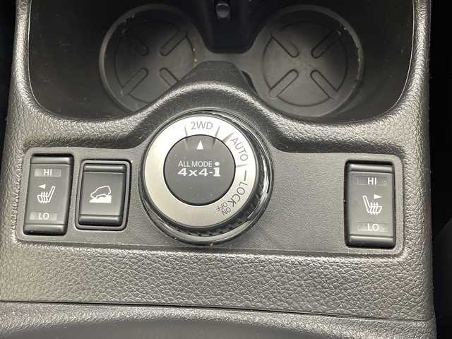 日産 エクストレイル 20X エマージェンシーブレーキ 群馬県 2014(平26)年 5.1万km ダイヤモンドブラック 純正ナビ　全周囲カメラ　シートヒーター　電動リアゲート　衝突被害軽減ブレーキ　クルーズコントロール　ＥＴＣ　革巻きステアリング　ルーフレール　パートタイム４ＷＤ　ＬＥＤライト　スマートキー　禁煙車