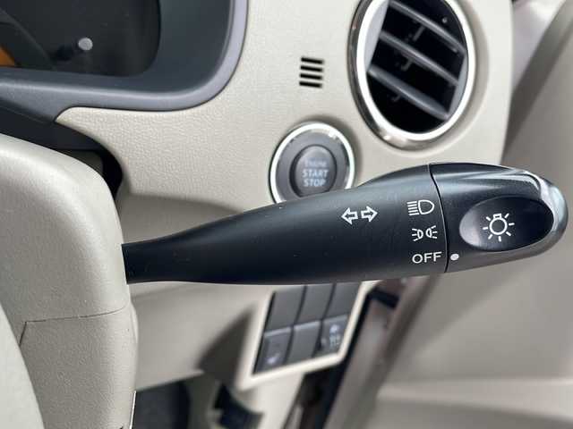 日産 ルークス E 山形県 2010(平22)年 8.8万km ブルームピンク ４WD/純正オーディオ/シートヒーター/純正フロアマット/両側スライドドア　イージークローザー/ドアバイザー/電動格納ミラー/光軸調整/サマータイヤ車載