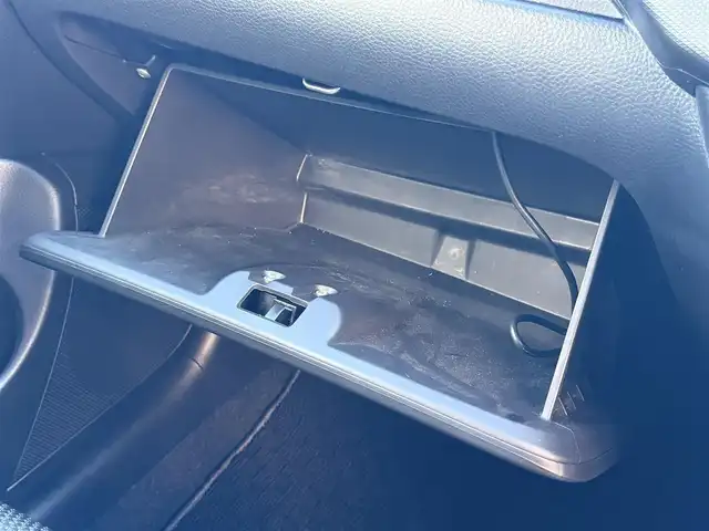 スズキ スイフト スポーツ 千葉県 2014(平26)年 2万km アブレイズレッドパール2 純正SDナビ/純正17インチAW/ワンオーナー/ETC/スマートキー/純正フロアマット/オートライト/クルーズコントロール/キセノンライト/保証書/取扱説明書