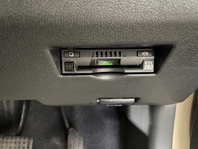 トヨタ パッソ モーダ　チャーム 愛知県 2022(令4)年 3.7万km ブラックマイカメタリック/パウダリーベージュメタリック 2トーン スマートアシストII/純正ナビ/全方位カメラ/シートヒーター/コーナーセンサー/純正アルミホイール/ETC2.0/LEDヘッドライト/レーンキープアシスト/オートマチックハイビーム/ドライブレコーダー/衝突軽減システム/フルセグ/CD DVD/Bluetooth/ステアリングスイッチ/スマートキー/プッシュスタート