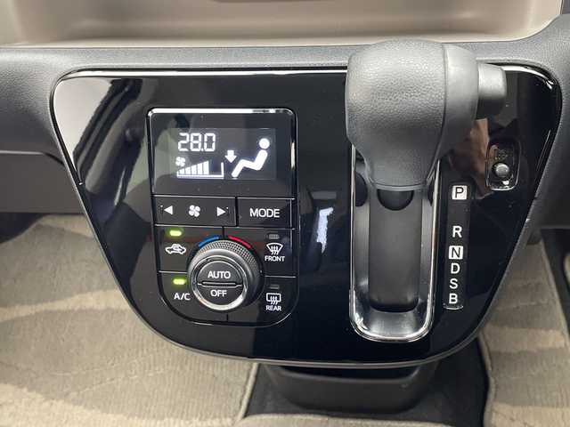 トヨタ パッソ モーダ　チャーム 愛知県 2022(令4)年 3.7万km ブラックマイカメタリック/パウダリーベージュメタリック 2トーン スマートアシストII/純正ナビ/全方位カメラ/シートヒーター/コーナーセンサー/純正アルミホイール/ETC2.0/LEDヘッドライト/レーンキープアシスト/オートマチックハイビーム/ドライブレコーダー/衝突軽減システム/フルセグ/CD DVD/Bluetooth/ステアリングスイッチ/スマートキー/プッシュスタート