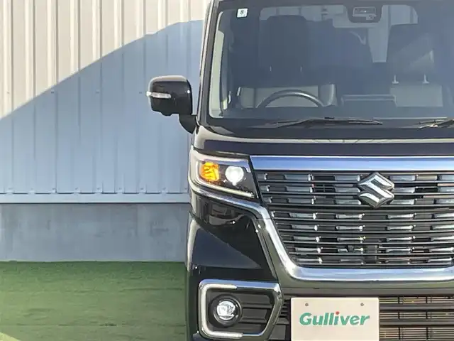 スズキ スペーシア カスタム HYBRID XS 香川県 2020(令2)年 2.3万km ブルーイッシュブラックパール3 スズキセーフティサポート/・全方位モニター用カメラ/・デュアルカメラブレーキサポート/・車線逸脱警報/・車線維持支援/・ヘッドアップディスプレイ/・LEDオートハイビーム/純正インチメモリナビ/→フルセグ/CD/DVD/Bluetooth/USB/AM/FM/両側パワースライドドア/ハーフレザーシート/運転席シートヒーター/スリムサーキュレーター/リヤクウォーターウインドーシェード/シートバックテーブル/純正15インチアルミ/純正フロアマット/革巻きステアリング/ステアリングリモコン/クリアランスソナー/アイドリングストップ/ビルトインETC/プッシュスタート/スマートキー