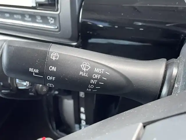 スズキ スペーシア カスタム HYBRID XS 香川県 2020(令2)年 2.3万km ブルーイッシュブラックパール3 スズキセーフティサポート/・全方位モニター用カメラ/・デュアルカメラブレーキサポート/・車線逸脱警報/・車線維持支援/・ヘッドアップディスプレイ/・LEDオートハイビーム/純正インチメモリナビ/→フルセグ/CD/DVD/Bluetooth/USB/AM/FM/両側パワースライドドア/ハーフレザーシート/運転席シートヒーター/スリムサーキュレーター/リヤクウォーターウインドーシェード/シートバックテーブル/純正15インチアルミ/純正フロアマット/革巻きステアリング/ステアリングリモコン/クリアランスソナー/アイドリングストップ/ビルトインETC/プッシュスタート/スマートキー