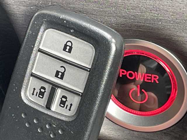 ホンダ フリード ハイブリット G ホンダセンシング 愛知県 2017(平29)年 5.9万km コバルトブルーパール ホンダセンシング/純正ナビ/両側パワースライドドア/レーダークルーズコントロール/シートヒーター/バックカメラ/純正アルミホイール/ＥＴＣ/LEDヘッドライト/レーンキープアシスト/ドライブレコーダー/衝突軽減システム/フルセグ/CD DVD/Bluetooth/ステアリングスイッチ/スマートキー/プッシュスタート