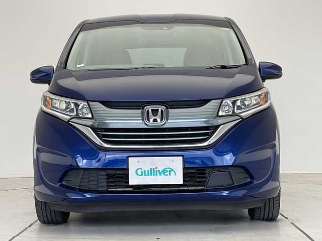 ホンダ フリード ハイブリット G ホンダセンシング 愛知県 2017(平29)年 5.9万km コバルトブルーパール ホンダセンシング/純正ナビ/両側パワースライドドア/レーダークルーズコントロール/シートヒーター/バックカメラ/純正アルミホイール/ＥＴＣ/LEDヘッドライト/レーンキープアシスト/ドライブレコーダー/衝突軽減システム/フルセグ/CD DVD/Bluetooth/ステアリングスイッチ/スマートキー/プッシュスタート