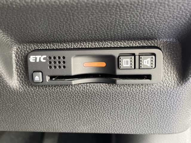 ホンダ フリード ハイブリット G ホンダセンシング 愛知県 2017(平29)年 5.9万km コバルトブルーパール ホンダセンシング/純正ナビ/両側パワースライドドア/レーダークルーズコントロール/シートヒーター/バックカメラ/純正アルミホイール/ＥＴＣ/LEDヘッドライト/レーンキープアシスト/ドライブレコーダー/衝突軽減システム/フルセグ/CD DVD/Bluetooth/ステアリングスイッチ/スマートキー/プッシュスタート