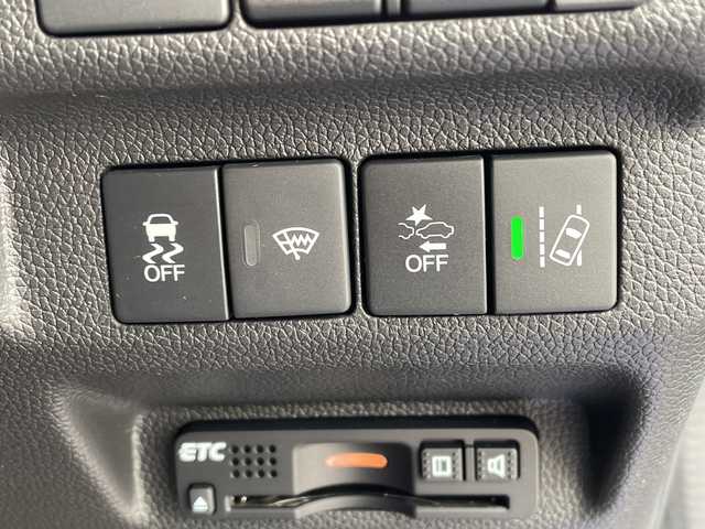 ホンダ フリード ハイブリット G ホンダセンシング 愛知県 2017(平29)年 5.9万km コバルトブルーパール ホンダセンシング/純正ナビ/両側パワースライドドア/レーダークルーズコントロール/シートヒーター/バックカメラ/純正アルミホイール/ＥＴＣ/LEDヘッドライト/レーンキープアシスト/ドライブレコーダー/衝突軽減システム/フルセグ/CD DVD/Bluetooth/ステアリングスイッチ/スマートキー/プッシュスタート