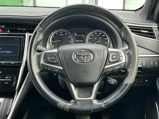トヨタ ハリアー プレミアム 香川県 2017(平29)年 6.8万km ホワイトパールクリスタルシャイン トヨタセーフティセンス/・プリクラッシュセーフティシステム/・レーンデパーチャーアラート/・オートマチックハイビーム/・アダプティブクルーズコントロール/純正９型SDナビ/・Bluetooth/・CD/DVD/・フルセグTV/・AM/FM/バックカメラ/純正１８インチアルミ/電動リアゲート/LEDヘッド/レーダークルーズコントロール/運転席パワーシート/ドライブレコーダー/アイドリングストップ/ビルトインETC/衝突安全ボディ/S-VSC/EBD/ブレーキアシスト/盗難防止システム/後席3点式シートベルト/革巻きステアリング/ステアリングリモコン/スマートキー/プッシュスタート