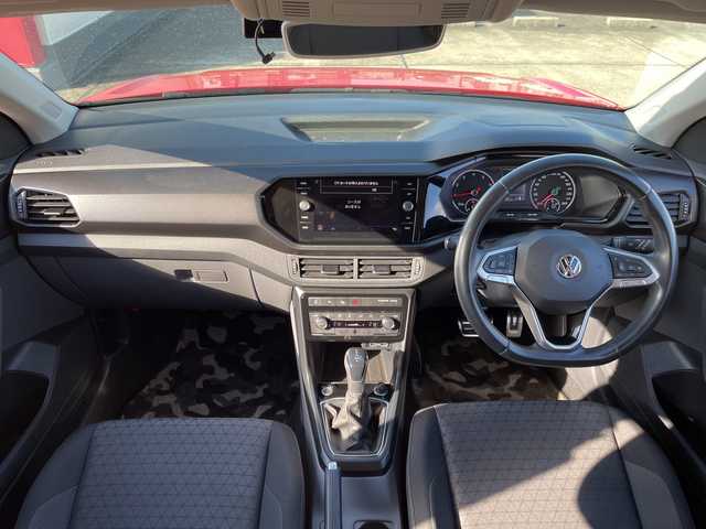 フォルクスワーゲン Ｔ－クロス TSI 1st 東京都 2020(令2)年 4.2万km 赤 純正ナビ/バックモニター/Bluetooth接続/AppleCarPlay/AndoroidoAuto/ブラインドスポットモニター/アダプティブクルーズコントロール/レーンキープアシスト/衝突被害軽減ブレーキ/純正LEDヘッドライト/純正16インチアルミホイール/スマートキー/プッシュスタート/ETC2.0/ステアリングスイッチ/ドライブレコーダー/フルオートエアコン