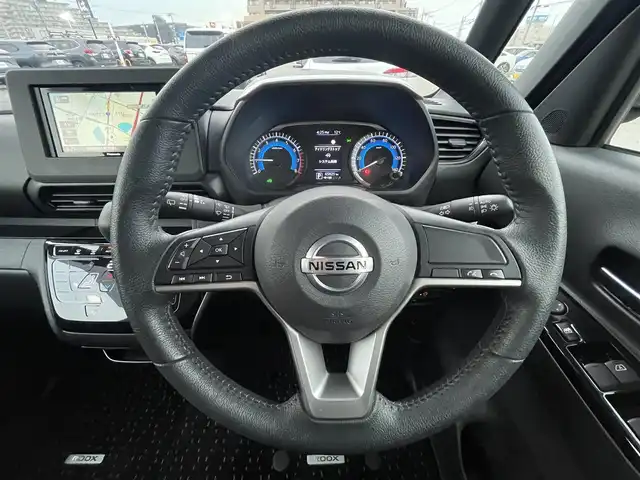 日産 ルークス ハイウェイスター Gターボ 兵庫県 2021(令3)年 6.6万km ホワイトパール 7インチナビ/ワンセグ/アラウンドビューモニター/セーフティー・シールドスイッチ/ハンズフリースライドドア/前後クリアランスソナー/ターボ車/革巻きステアリング/フォグランプ/LEDヘッドライト/純正フロアマット/純正アルミホイール