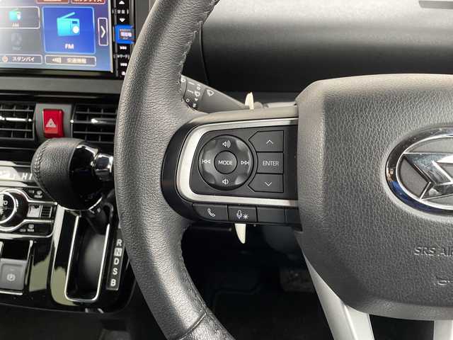 ダイハツ タント カスタム RS 秋田県 2022(令4)年 5万km ブラックマイカメタリック ・純正ナビ/・フルセグTV/・Bluetooth/・バックカメラ/・両側パワースライドドア/・衝突軽減システム/・前席シートヒーター/・ハーフレザーシート/・ターボ/・オートライト/・純正フロアマット