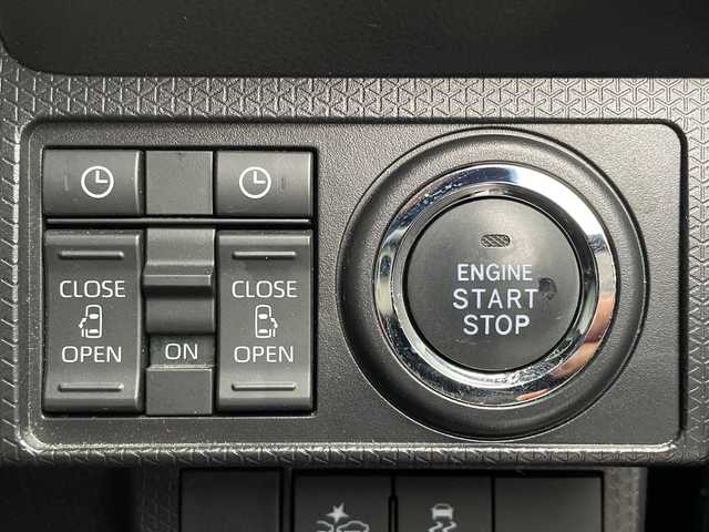 ダイハツ タント カスタム RS 秋田県 2022(令4)年 5万km ブラックマイカメタリック ・純正ナビ/・フルセグTV/・Bluetooth/・バックカメラ/・両側パワースライドドア/・衝突軽減システム/・前席シートヒーター/・ハーフレザーシート/・ターボ/・オートライト/・純正フロアマット