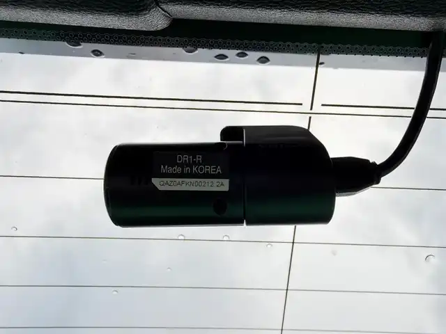 ボルボ Ｖ６０ クロスカントリー B5 AWD プロ 東京都 2021(令3)年 2.3万km オスミウムグレーM ワンオーナー/パノラマサンルーフ/クライメートパッケージ/・ステアリングヒーター/・シートヒーター(後席)/THULEルーフキャリア/THULEルーフボックス/harmankardonプレミアムサウンドシステム/純正HDDナビ/(Bluetooth/USB/フルセグTV)/(applecarplay/androidauto)/全方位カメラ/ドライブレコーダー(DR1-F/B)/ヘッドアップディスプレイ/パーフォレーテッドファインナッパ革シート/メモリーシート(運転席＆助手席)/パワーシート(運転席＆助手席)/シートヒーター(運転席＆助手席)/電動バックレスト/リラクゼーション機能/レーダークルーズコントロール/コーナーセンサー/車線逸脱警報システム/ETC2.0/保証書/取扱説明書/スペアキー×1