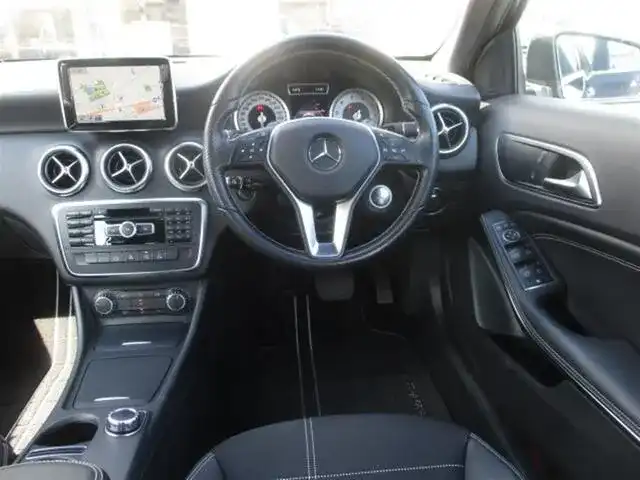 メルセデス・ベンツ,Aクラス,A180,衝突軽減ブレーキ プッシュスタート ナビ,2015年式(平成27年式),コスモスブラック,ID:53585782 | 中古車検索のガリバー メルセデス・ベンツ,Aクラス,A180,衝突軽減ブレーキ プッシュスタート ナビ,2015年式(平成27年式),コスモスブラック,ID:53585782 | 中古車検索のガリバー