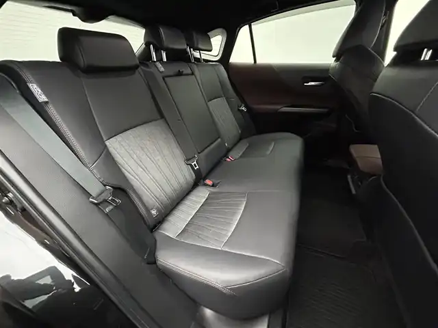トヨタ ハリアー Z 愛媛県 2021(令3)年 3.6万km プレシャスブラックパール ワンオーナー/車検R8年8月/12.3インチTコネクトナビゲーション/AppleCarPlay/AndroidAuto/JBL9スピーカーサウンドシステム/フルセグ/バックカメラ/ハンズフリーパワーバックドア/トヨタセーフティセンス/・レーダークルーズコントロール/・レーンキープアシスト/・プリクラッシュセーフティ/・ハイビームアシスト/デジタルインナーミラー/ブラインドスポットモニター/LEDヘッドライト/パワーシート/シートヒーター/ETC2.0/禁煙車