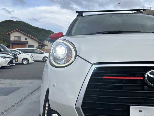 トヨタ パッソ モーダ　Gパッケージ 山梨県 2020(令2)年 2万km ブラックマイカメタリック/パールホワイト2トーン 純正ナビ/全方位カメラ/フルセグTV/BT/CD/DVD/ルーフレール/ハーフレザーシート/純正15インチアルミホイール/ETC2.0/純正ナビ連動型ドライブレコーダー/フロント・リアクリアランスソナー/純正LEDヘッドライト・フォグランプ/スマートキー/スペアキー1本
