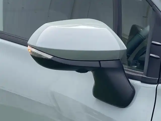 トヨタ シエンタ G 香川県 2024(令6)年 1万km アーバンカーキ 登録時走行距離：9473km/メーカー純正10.5型ナビ/　CD DVD BT フルセグTV/全方位カメラ/両側パワースライドドア/プリクラッシュセーフティシステム/レーンキープアシスト/レーダークルーズコントロール/クリアランスソナー/ブラインドスポットモニター/LEDヘッドライト/オートライト/オートハイビーム/レベライザヘッドライト/ビルトインETC/前後ドライブレコーダー/革巻きステアリング/ステアリングスイッチ/ステアリングヒーター/シートヒーター/プッシュスタート/スマートキー