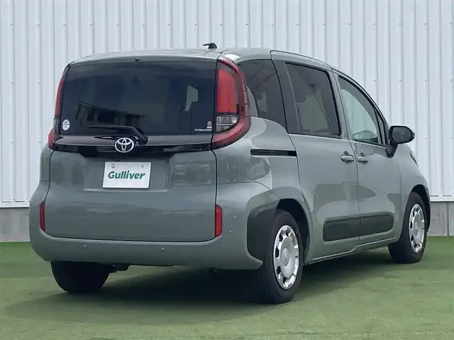 トヨタ シエンタ G 香川県 2024(令6)年 1万km アーバンカーキ 登録時走行距離：9473km/メーカー純正10.5型ナビ/　CD DVD BT フルセグTV/全方位カメラ/両側パワースライドドア/プリクラッシュセーフティシステム/レーンキープアシスト/レーダークルーズコントロール/クリアランスソナー/ブラインドスポットモニター/LEDヘッドライト/オートライト/オートハイビーム/レベライザヘッドライト/ビルトインETC/前後ドライブレコーダー/革巻きステアリング/ステアリングスイッチ/ステアリングヒーター/シートヒーター/プッシュスタート/スマートキー