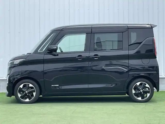 日産 ルークス HWS X プロパイロットED 香川県 2021(令3)年 2.8万km ブラック 登録時走行距離：27587km/ディーラー純正9型ナビ/　BT MSV　フルセグTV/全方位カメラ/両側パワースライドドア/エマージェンシーブレーキ/レーンキープアシスト/レーダークルーズコントロール/クリアランスソナー/横滑り防止装置/アイドリングストップ/LEDヘッドライト/オートライト/フォグランプ/オートホールド機能付き電子パーキングブレーキ/ETC/純正フロアマット/ドアバイザー/プッシュスタート/スマートキー/スペアキー