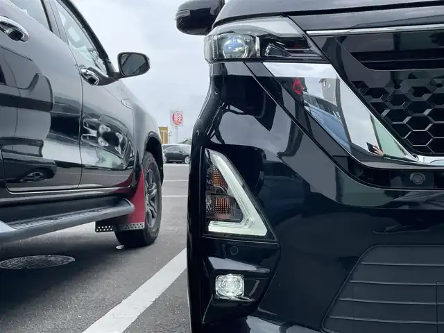 日産 ルークス HWS X プロパイロットED 香川県 2021(令3)年 2.8万km ブラック 登録時走行距離：27587km/ディーラー純正9型ナビ/　BT MSV　フルセグTV/全方位カメラ/両側パワースライドドア/エマージェンシーブレーキ/レーンキープアシスト/レーダークルーズコントロール/クリアランスソナー/横滑り防止装置/アイドリングストップ/LEDヘッドライト/オートライト/フォグランプ/オートホールド機能付き電子パーキングブレーキ/ETC/純正フロアマット/ドアバイザー/プッシュスタート/スマートキー/スペアキー