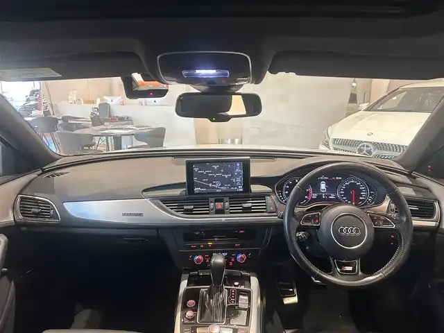 アウディ Ａ６ アバント 2.0 TFSI クワトロS Line 道央・札幌 2018(平30)年 4.5万km グレイシアホワイトメタリック グレイシアホワイトメタリック/パノラマサンルーフ/アシスタンスパッケージ/　・ACC/　・サイドアシスト/　・レーンアシスト/パークアシストパッケージ/　・サラウンドビューカメラ/　・パークアシスト/Slineパッケージ/　・Slineスポーツサスペンション/　・4ゾーンエアコン/　・19インチAW