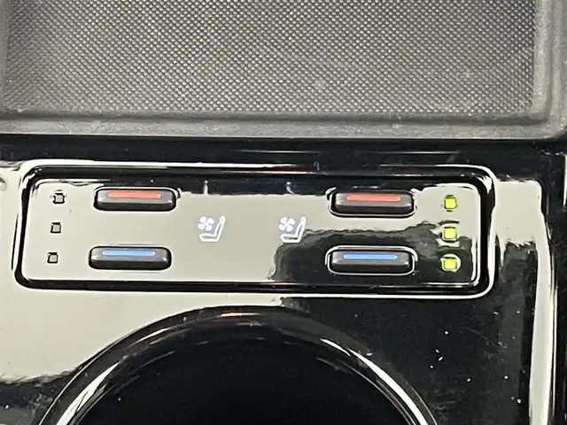 トヨタ プリウス ＰＨＶ A プレミアム 福岡県 2021(令3)年 3.6万km スピリテッドアクアメタリック 純正８型ＤＡナビ　/バックカメラ　/ビルトインＥＴＣ２．０　/前後ドラレコ　/レーダークルコン　/コーナーセンサー　/衝突被害軽減　/レーンキープ　/パーキングアシスト　/ＨＵＤ　/シートベンチレーション　/パワーシート