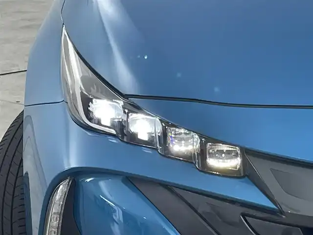 トヨタ プリウス ＰＨＶ A プレミアム 福岡県 2021(令3)年 3.6万km スピリテッドアクアメタリック 純正８型ＤＡナビ　/バックカメラ　/ビルトインＥＴＣ２．０　/前後ドラレコ　/レーダークルコン　/コーナーセンサー　/衝突被害軽減　/レーンキープ　/パーキングアシスト　/ＨＵＤ　/シートベンチレーション　/パワーシート
