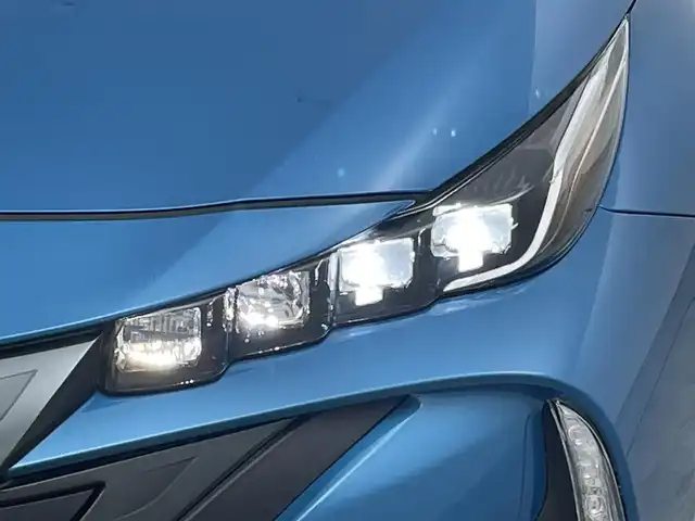 トヨタ プリウス ＰＨＶ A プレミアム 福岡県 2021(令3)年 3.6万km スピリテッドアクアメタリック 純正８型ＤＡナビ　/バックカメラ　/ビルトインＥＴＣ２．０　/前後ドラレコ　/レーダークルコン　/コーナーセンサー　/衝突被害軽減　/レーンキープ　/パーキングアシスト　/ＨＵＤ　/シートベンチレーション　/パワーシート