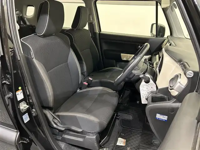 スズキ クロスビー HYBRID MZ 愛媛県 2021(令3)年 2万km スーパーブラックパール ・８型ナビ/（フルセグＴＶ・ＢＴ・ＳＤ・ＦＭ・ＡＭ・ＣＤ・ＤＶＤ・ＵＳＢ）/・全方位カメラ　/・前方ドラレコ　/・ＥＴＣ　/・レーダークルーズコントロール　/・レーンキープアシスト　/・衝突軽減ブレーキ　/・ＤＮ席シートヒーター