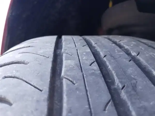 トヨタ カローラ スポーツ ハイブリッドG Z 静岡県 2018(平30)年 8万km スカーレットメタリック 純正9型ナビ/　(Bluetooth/CD/DVD)/フルセグTV/バックモニター/ビルトインETC/ドライブレコーダー/レーダークルーズコントロール/セーフティセンス/・プリクラッシュセーフティシステム/・レーントレーシングアシスト/・オートマチックハイビーム/・ロードサインアシスト/LEDヘッドランプ/本革巻きステアリング/前席スポーツシート/WedsSPORT18インチアルミホイール/スマートエントリー/スタートシステム/禁煙車