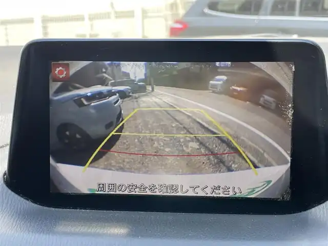マツダ アクセラ 15Sプロアクティブ 東京都 2016(平28)年 9.3万km スノーフレイクホワイトパールマイカ 純正メモリナビ/（DVD/フルセグTV/Bluetooth/USB）/バックカメラ/ETC/前後ドライブレコーダー/D席パワーシート/前席シートヒーター/レーダークルーズ コントロール/ヘッドアップディスプレイ/車線逸脱警報/クリアランスソナー/横滑り防止装置/純正16インチアルミホイール/オートライト/純正LEDヘッドライト/スマートキー/スペアキー1本/保証書/取扱説明書