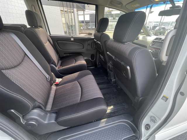 日産 セレナ HWS S HV Vセレ +SeftyⅡ 熊本県 2016(平28)年 8.5万km ブリリアントホワイトパール (株)IDOMが運営する【じしゃロン熊本店】の自社ローン専用車両になりますこちらは現金またはオートローンご利用時の価格です。自社ローンご希望の方は別途その旨お申付け下さい/純正SDナビ【MP315D-W】/　（フルセグTV・Bluetooth・DVD・CD・AM/FM）/アラウンドビューモニター/ETC/クルーズコントロール/衝突軽減ブレーキ/レーンアシスト/横滑り防止装置/アイドリングストップ/ISOFIX/防眩ルームミラー/ドアバイザー/電動格納ウィンカーミラー/純正16インチアルミホイール/純正LEDヘッドライト/社外フロアマット