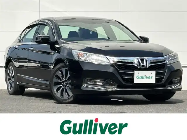 ホンダ アコード ハイブリッド LX 佐賀県 2013(平25)年 10.4万km プレミアムスパークルブラックパール HONDAインターナビシステム/・バックカメラ/・TV/BT/CD/DVD/クルーズコントロール/純正17インチAW/前席パワーシート/シートヒーター/シートメモリー/LEDヘッドライト/オートライト/ETC/プッシュスタート/ドアバイザー/スペアキー×１/取扱説明書/保証書