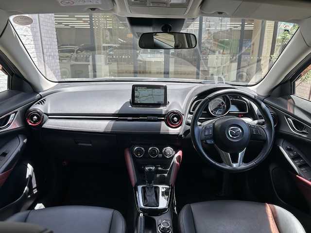 マツダ ＣＸ－３ XD ツーリング 高知県 2015(平27)年 8.3万km セラミックM (株)IDOMが運営する【じしゃロン高知店】の自社ローン専用車両になります。こちらは現金またはオートローンご利用時の価格です。自社ローンご希望の方は別途その旨お申付け下さい