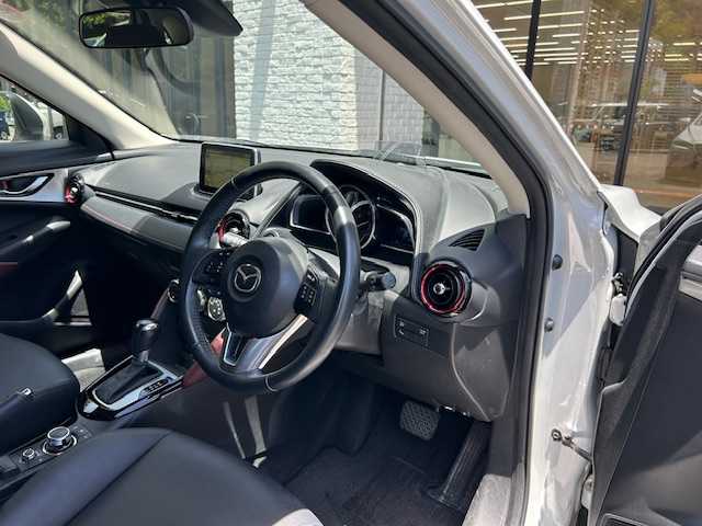 マツダ ＣＸ－３ XD ツーリング 高知県 2015(平27)年 8.3万km セラミックM (株)IDOMが運営する【じしゃロン高知店】の自社ローン専用車両になります。こちらは現金またはオートローンご利用時の価格です。自社ローンご希望の方は別途その旨お申付け下さい