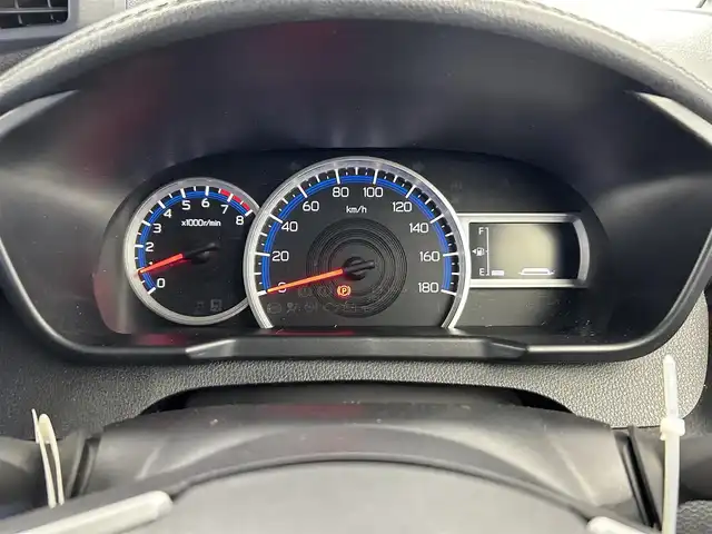 トヨタ ルーミー カスタムG 愛知県 2022(令4)年 2.2万km パールホワイトⅢ 純正9インチディスプレイオーディオ/全方位カメラ/フルセグTV/Bluetooth/Apple CarPlay/Android　Auto/スマートアシスト/衝突被害軽減システム/クルーズコントロール/レーンキープアシスト/コーナーセンサー/横滑り防止装置/オートライト/オートマチックハイビーム/LEDヘッドライト/LEDフォグランプ/両側パワースライドドア/シートヒーター/ETC/純正AW/純正フロアマット/プッシュスタート/スマートキー/スペアキー