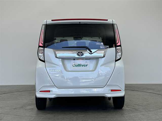 トヨタ ルーミー カスタムG 愛知県 2022(令4)年 2.2万km パールホワイトⅢ 純正9インチディスプレイオーディオ/全方位カメラ/フルセグTV/Bluetooth/Apple CarPlay/Android　Auto/スマートアシスト/衝突被害軽減システム/クルーズコントロール/レーンキープアシスト/コーナーセンサー/横滑り防止装置/オートライト/オートマチックハイビーム/LEDヘッドライト/LEDフォグランプ/両側パワースライドドア/シートヒーター/ETC/純正AW/純正フロアマット/プッシュスタート/スマートキー/スペアキー