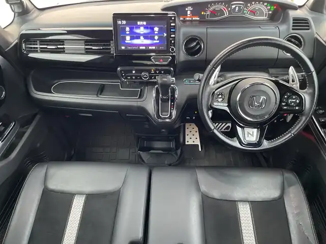 ホンダ Ｎ ＢＯＸ カスタム L ターボ 神奈川県 2021(令3)年 7.5万km クリスタルブラックパール 純正SDナビ 　Bluetooth/CD/DVD/iPod/両側パワースライドドア /バックカメラ　/追従走行付きクルーズコントロール　/コーナーセンサー　/前席シートヒーター　/ビルトインETC パドルシフト　/純正アルミホイール　/純正フロアマット　