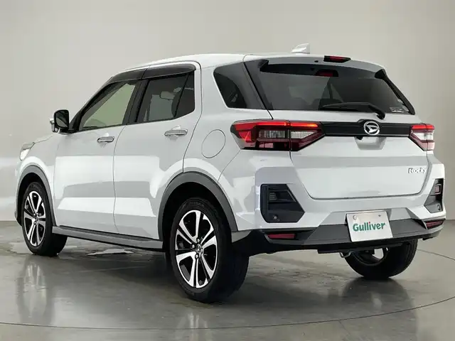 ダイハツ ロッキー G 愛知県 2020(令2)年 5.8万km シャイニングホワイトパール 純正ナビ　全方位カメラ　スマアシ　禁煙車　ＥＴＣ　ドラレコ　シートヒーター　衝突軽減　追従クルコン　オートハイビーム　コーナーセンサー　ＬＥＤヘッドライト　純正フロアマット　スマートキー　ターボ搭載車